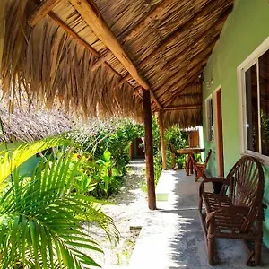 Hotel Cabanas Palmas 